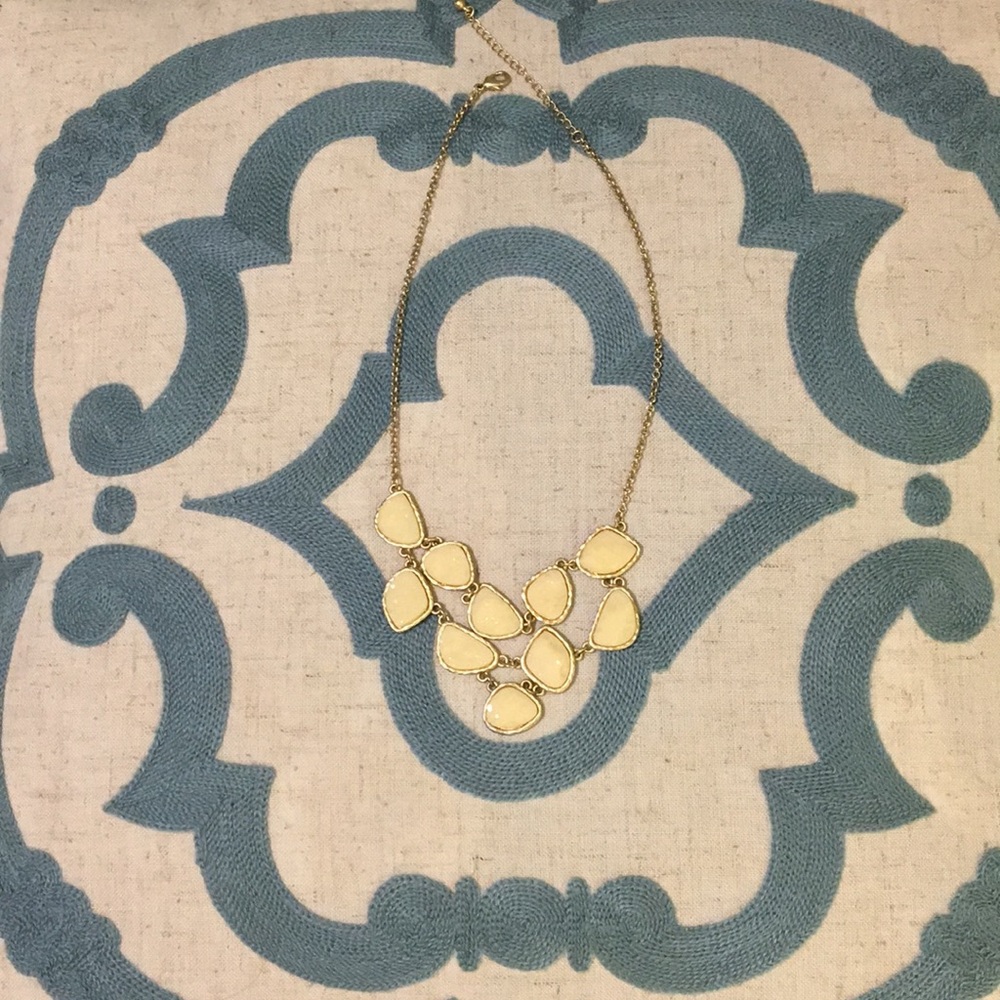 Necklace-cream colored stones